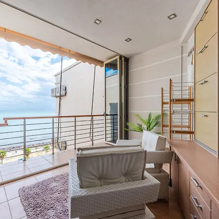 Apartment Vollga Seafront By Ps